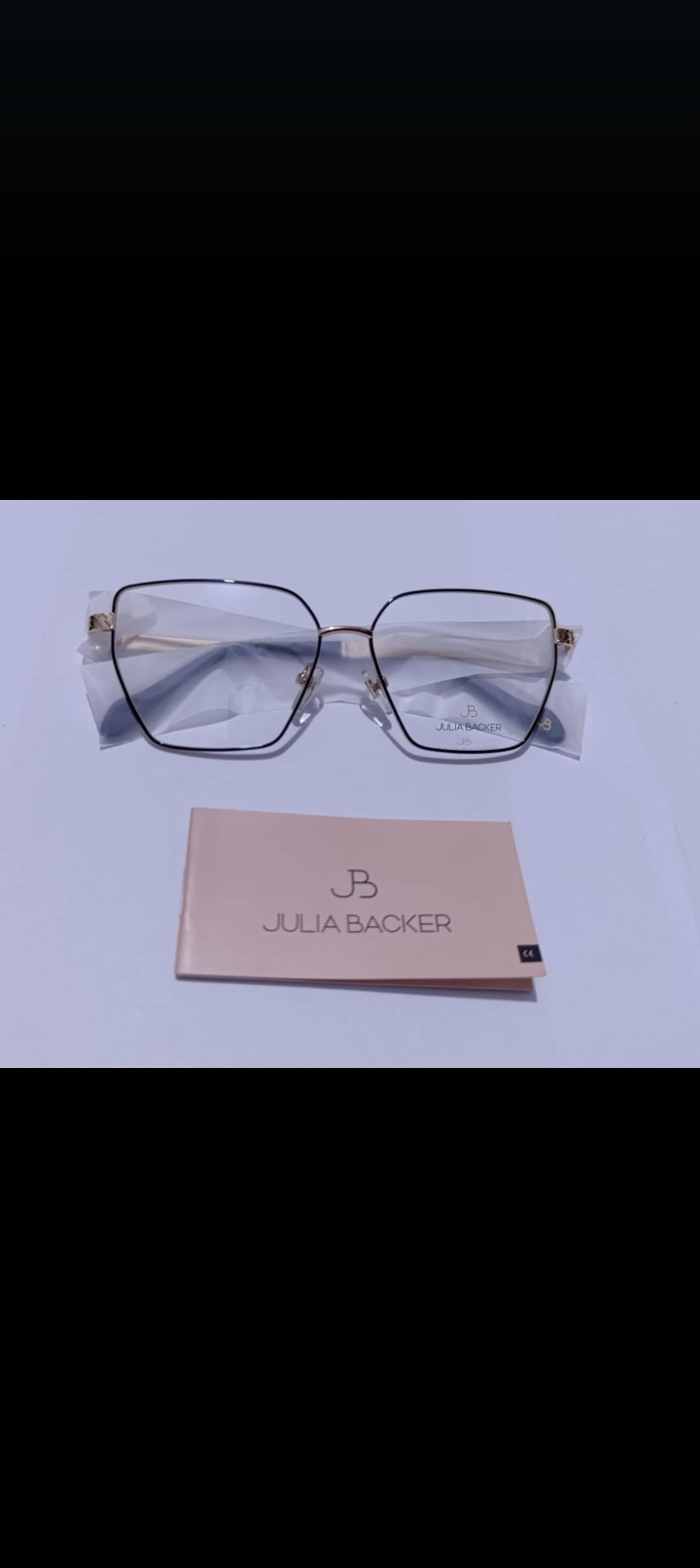 Julia Backer – Fine dorée